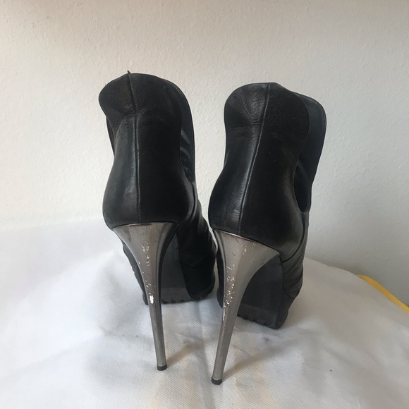 Vera Wang Lavender collection size 8 - Picture 4 of 4